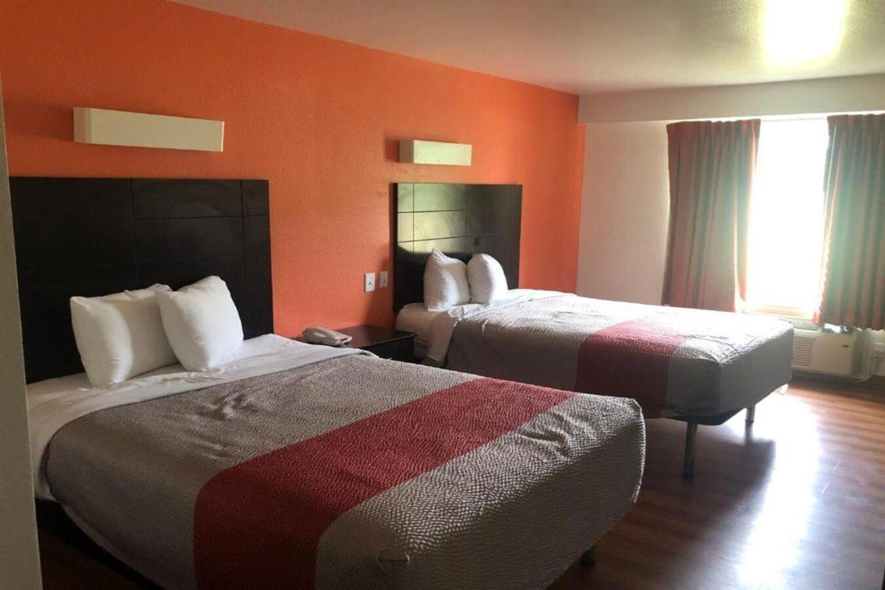 Motel 6 Peoria Eksteriør billede