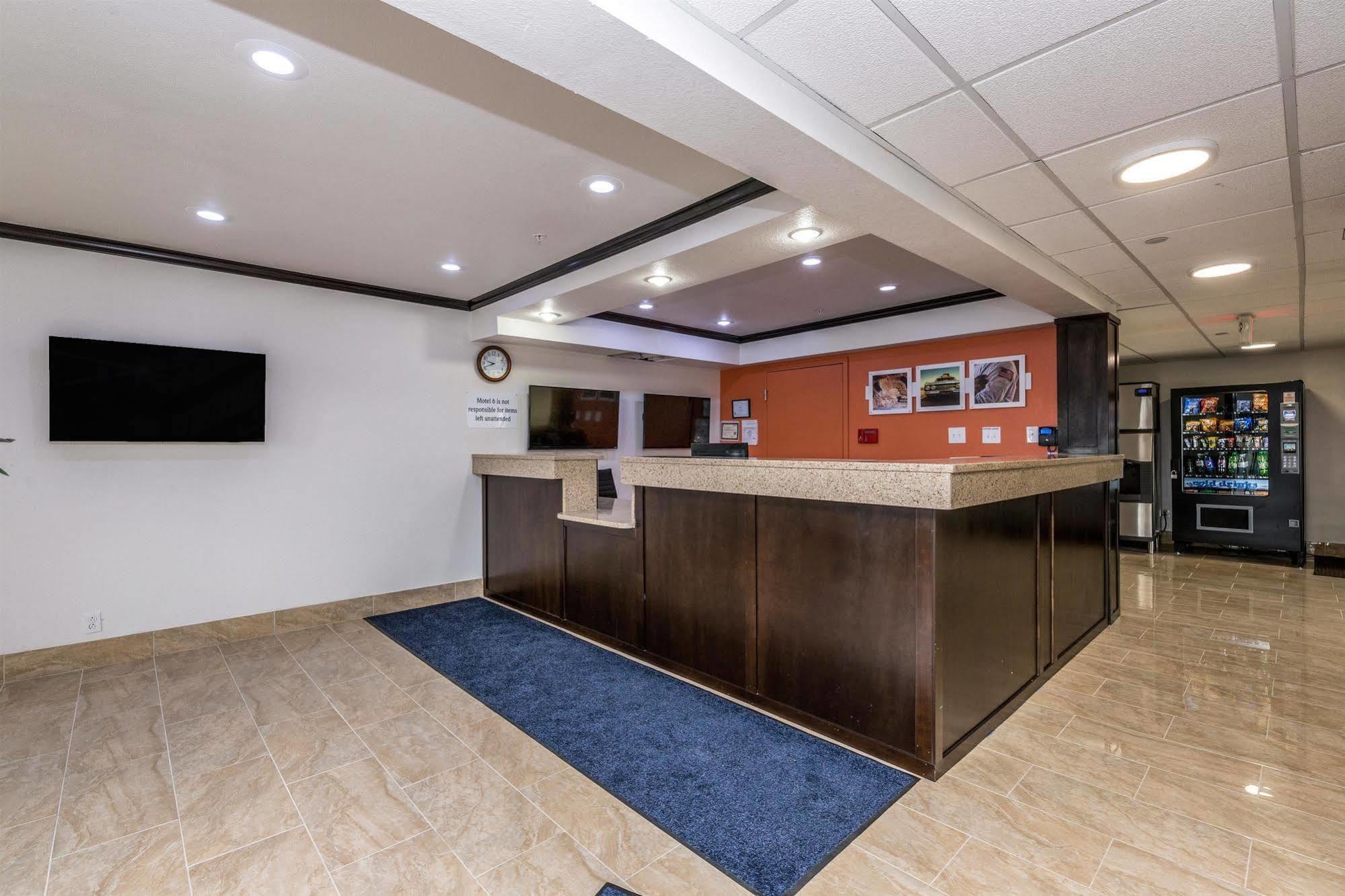 Motel 6 Peoria Eksteriør billede
